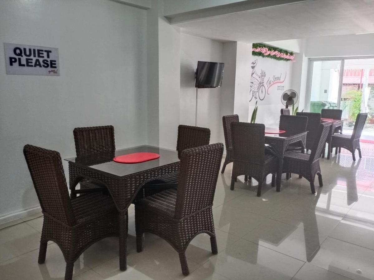 The And Dormitel 2* Davao
